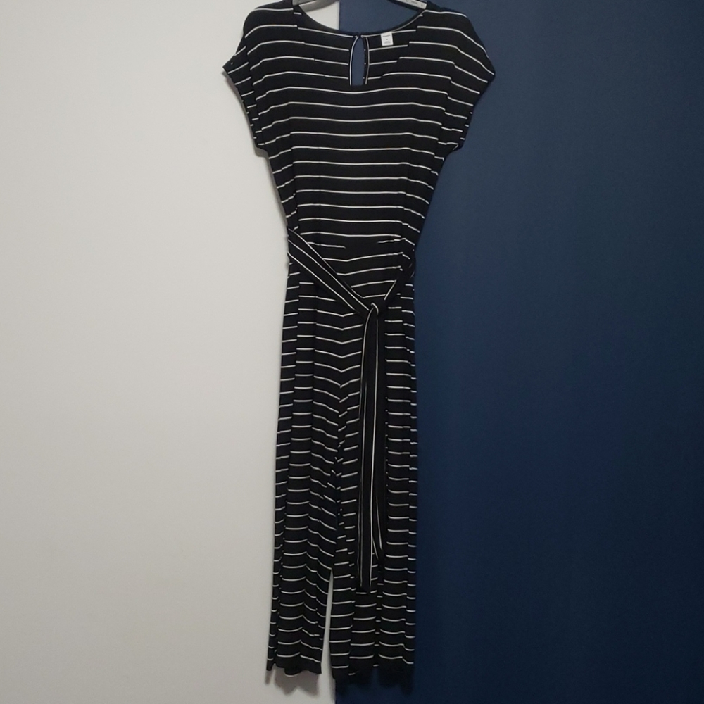 Old Navy Cropped Romper - Medium